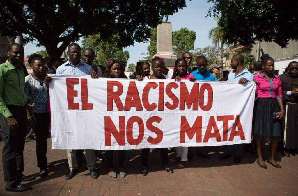 PAREMOS EL RACISMO QUE NOS MATA